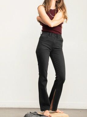 pistola Alexa High-Rise Black Split-Hem Jeans